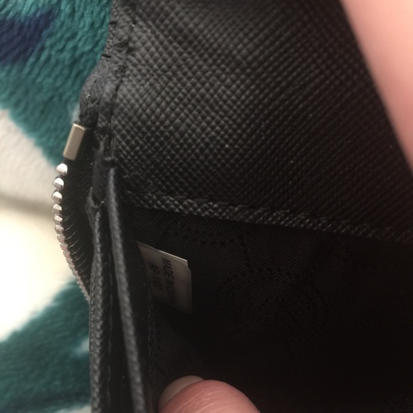 Sold on Ⓜ️ - Picture 4 of 4