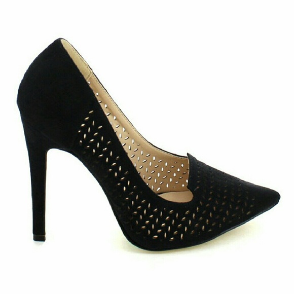 FIRM! Date Night Pointy Toe Cut Out Slip On Heels - Picture 2 of 3