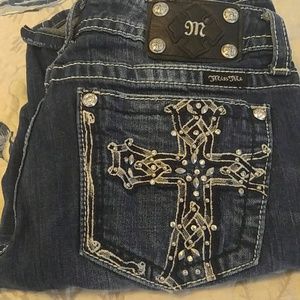 Worn once cross pocket as 31 Miss me jeans