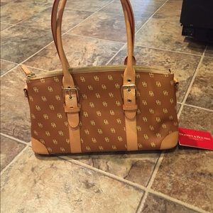 New with tags Dooney and Bourke purse