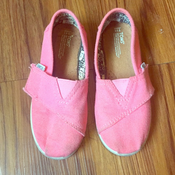 TOMS
