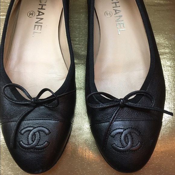 CHANEL Shoes - Chanel elegant ballet flat