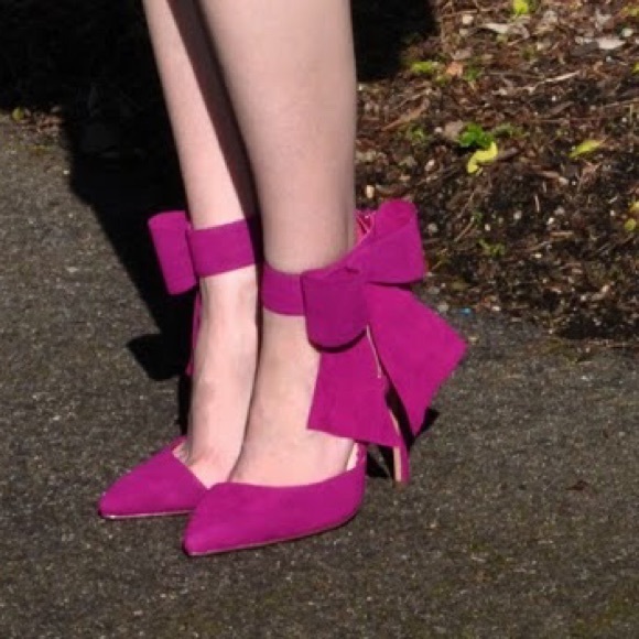 shoedazzle Shoes - Bow heels shoedazzle Shoes - Bow heels