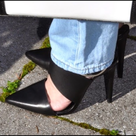 Zara Shoes - Black pumps Zara Shoes - Black pumps
