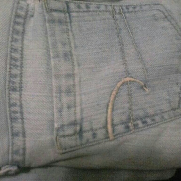 Clothes - Picture 3 of 4