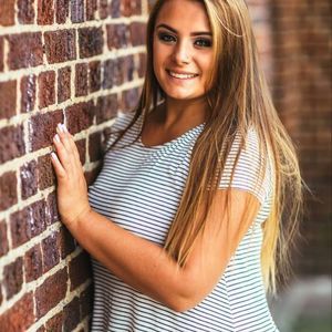 Meet your Posher, Olivia