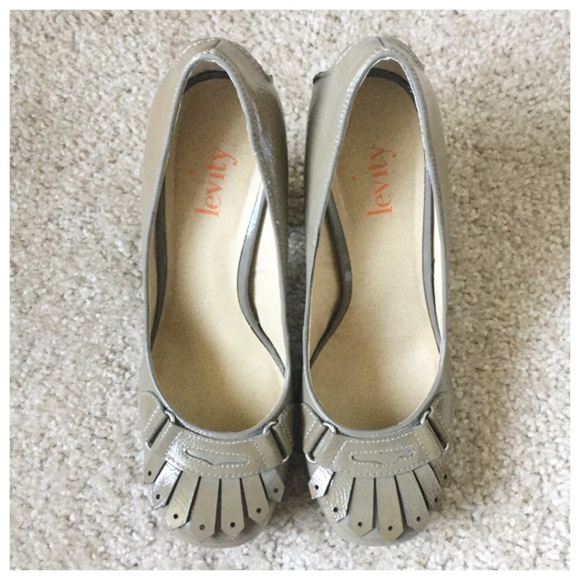 Levity Taupe Block Heel Oxfords