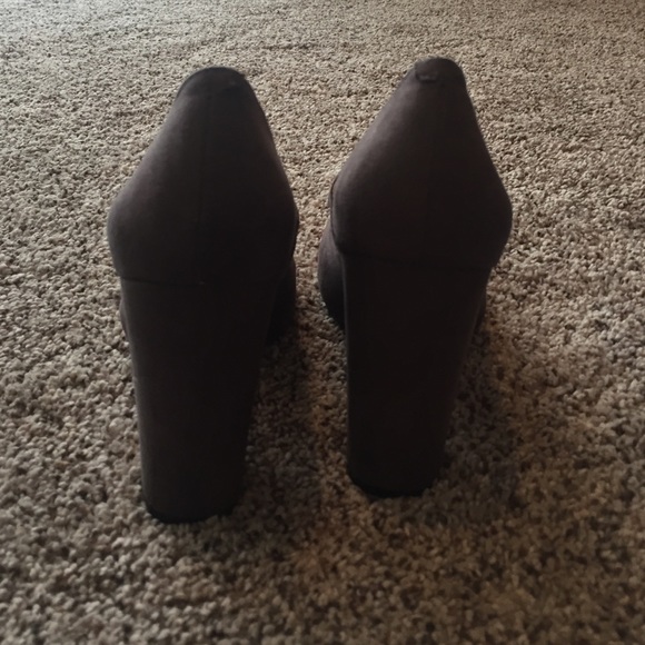 Julianna Hough pumps - Picture 3 of 4