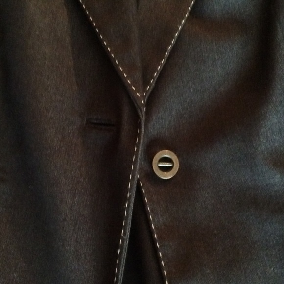 Isabel & Nina Suit - Picture 2 of 4