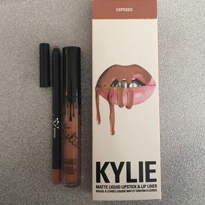 Kylie Cosmetics- Matte lip kit - Exposed