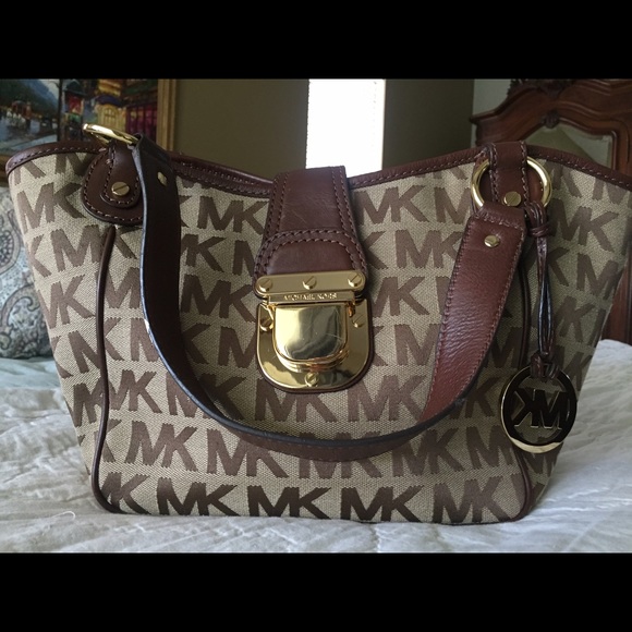 Authentic Michael Kors purse