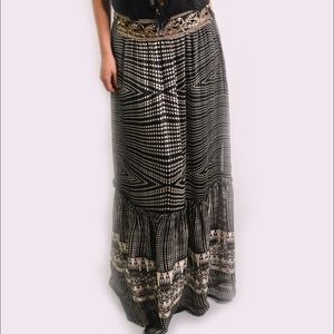 Maxi skirt