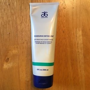 Arbonne seasource detox mud mask