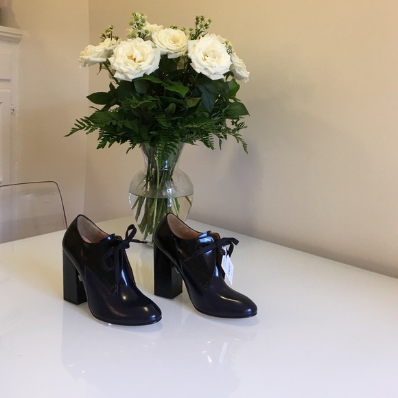 Shoes - Picture 2 of 3