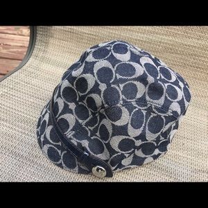 Coach hat (size small)