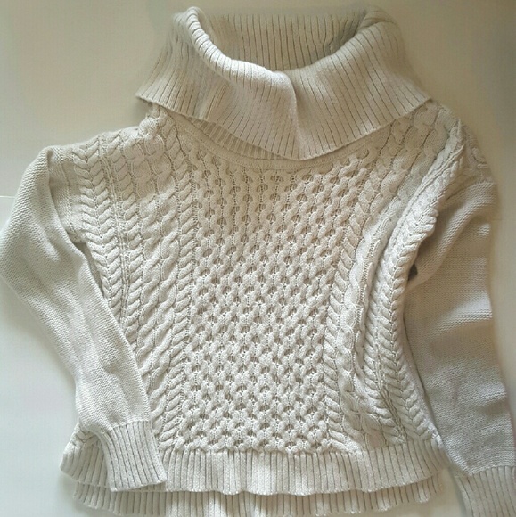 American Eagle Outfitters Sweaters - American Eagle outfitters