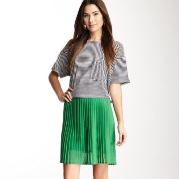 DONATING TODAY! NEW American Apparel Skirt - Picture 5 of 8