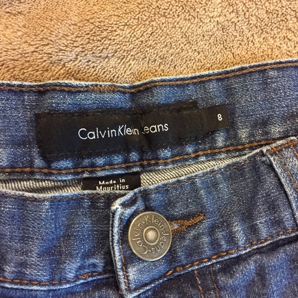 Calvin Klein Cutoffs - Picture 2 of 3