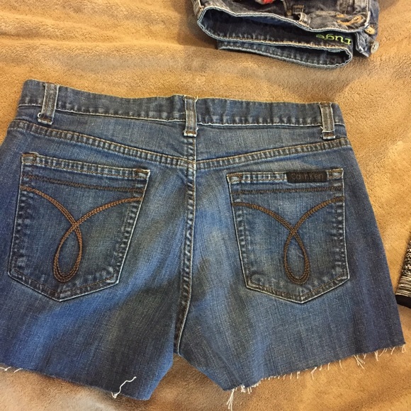 Calvin Klein Cutoffs - Picture 3 of 3