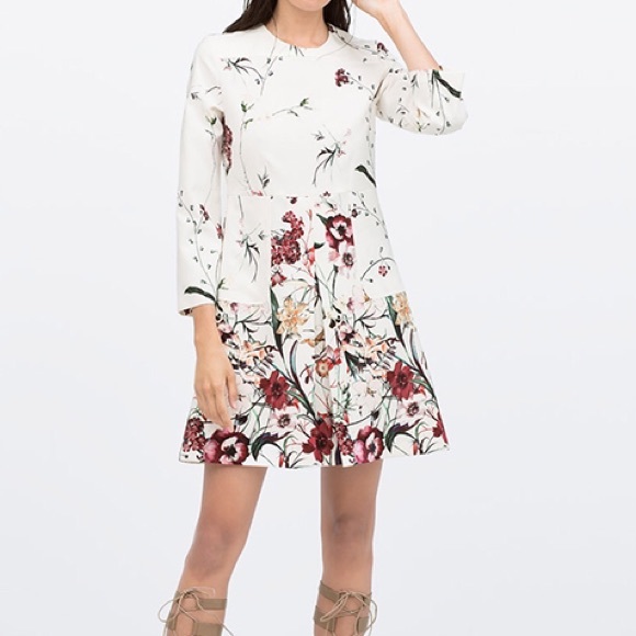 Zara floral dress -- flowers -- Size Medium *NWT*