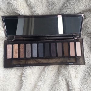 Urban Decay Naked Smoky
