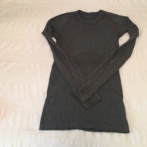 Lululemon Long sleeve Swiftly