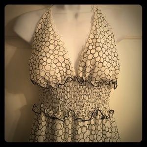 Adorable Ruffle black & soft white dress