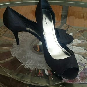 Black DOrsay Heels sz 11 by Stlye &Co.