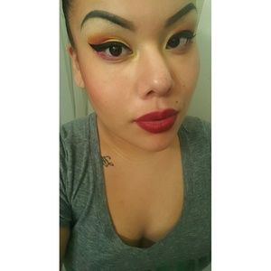 Meet your Posher, Veronica