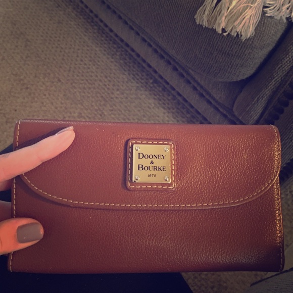Dooney & Bourke Wallet- Cognac