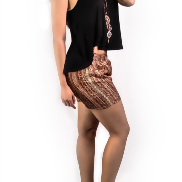 Short - Picture 2 of 4