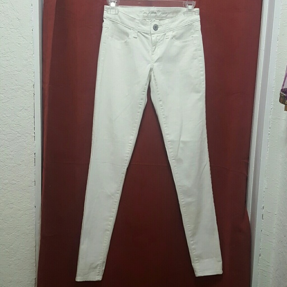 American Eagle Outfitter Juniors Skinny Jeans