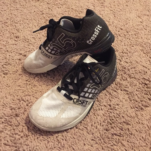 Almost new women's Reebok cross fit shoes