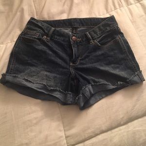 GAP Cutoff Rolled Denim Shorts