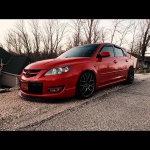 Meet your Posher, Casey