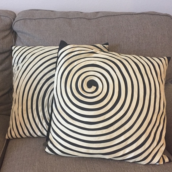 Pillows - Picture 1 of 3