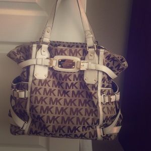 💘Michael Kors large purse💘