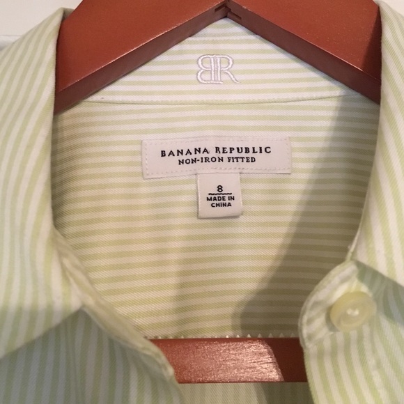 Banana Republic beautiful shirt.