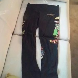 Capri  Black Ed Hardy Low Rise Leggings