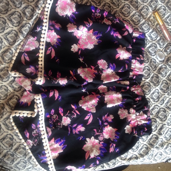 High waist floral shorts