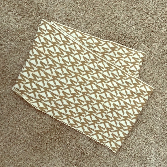 Michael Kors infinity scarf