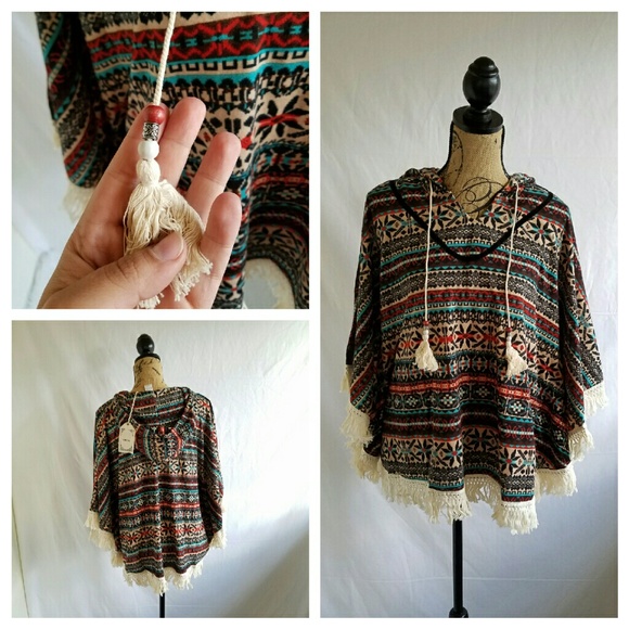 Fall Fringed Ethnic Print Poncho - Picture 4 of 4