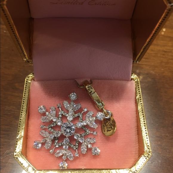Limited Edition Juicy Couture Snowflake Charm ❄️