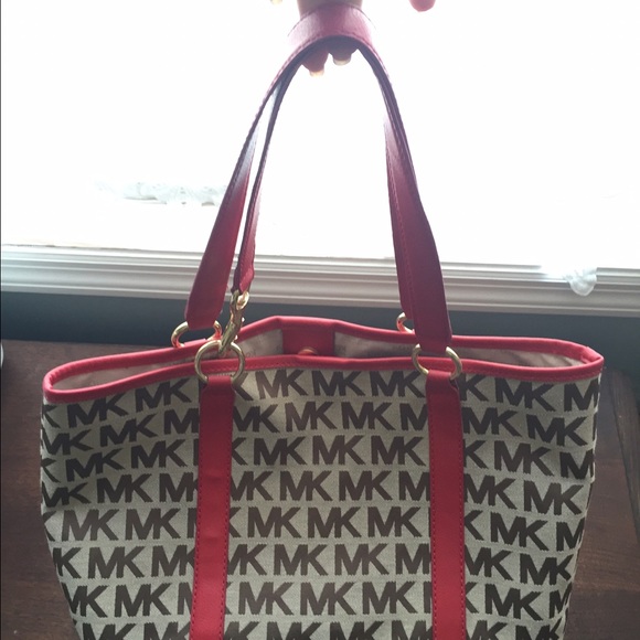 Michael Kors Logo Canvas Tote - Picture 2 of 4