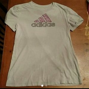 Adidas t-shirt
