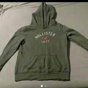 Hollister sweatshirt