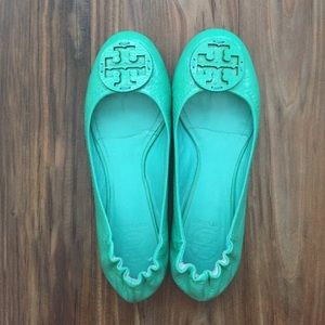Tory Burch Turquoise Patent Leather Revas 7.5