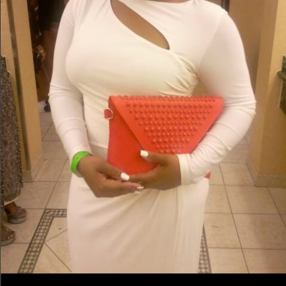 Prom Dress . - Picture 2 of 4