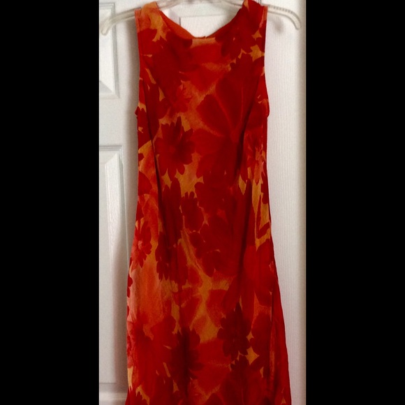 Sleeveless dress