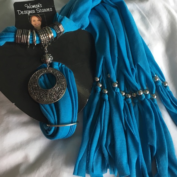 New designer scarf - Picture 4 of 4